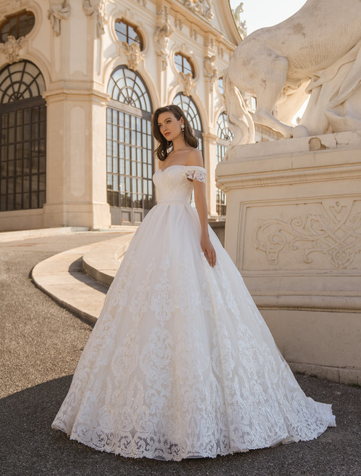 Elena Novias