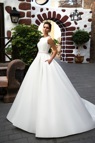 Dress Me