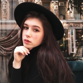 Анна Доценко