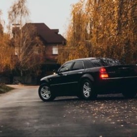 Крайслер 300С - авто на весілля у Дніпрі - портфоліо 2