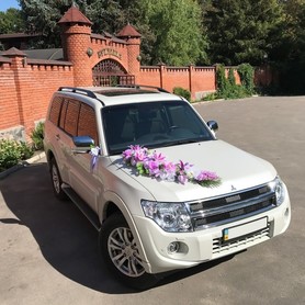 Mitsubishi Pajero Wagon - авто на весілля у Харкові - портфоліо 1