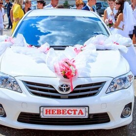 Toyota Corolla - авто на весілля у Слов'янську - портфоліо 4