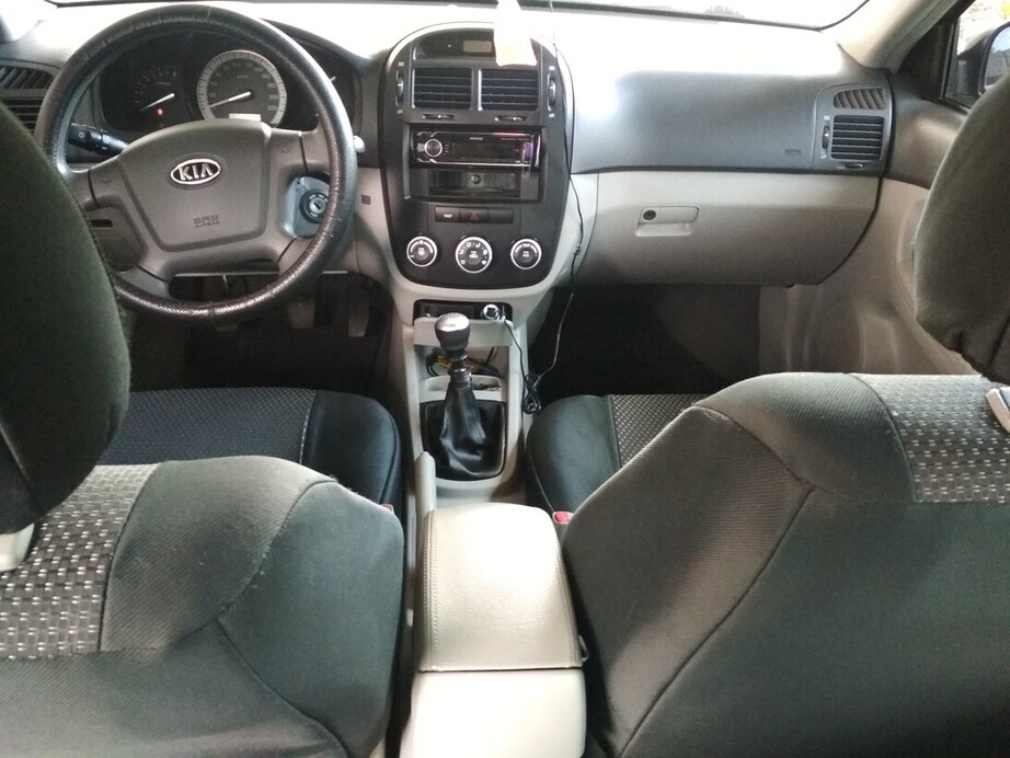 KIA Cerato 
