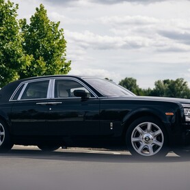 Rolls-Royce Phantom - авто на весілля у Києві - портфоліо 1