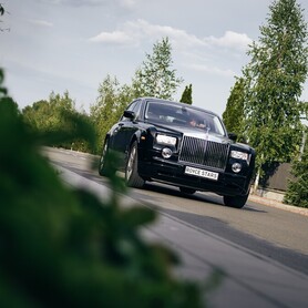 Rolls-Royce Phantom - авто на весілля у Києві - портфоліо 3