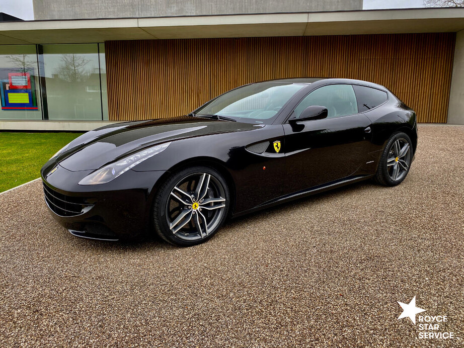 Ferrari FF 