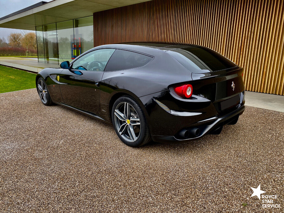 Ferrari FF 