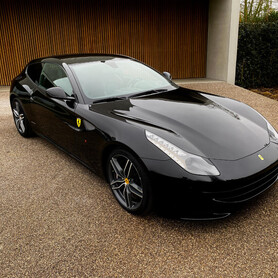 Ferrari FF - авто на весілля у Києві - портфоліо 2