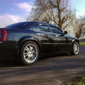 Chrysler 300 C - авто на весілля у Черкасах - портфоліо 3