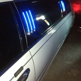 Lincoln Town Car - авто на весілля у Умані - портфоліо 6