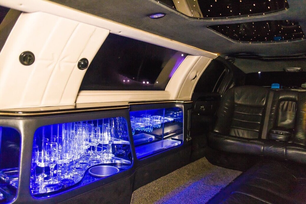 Lincoln Town Car 