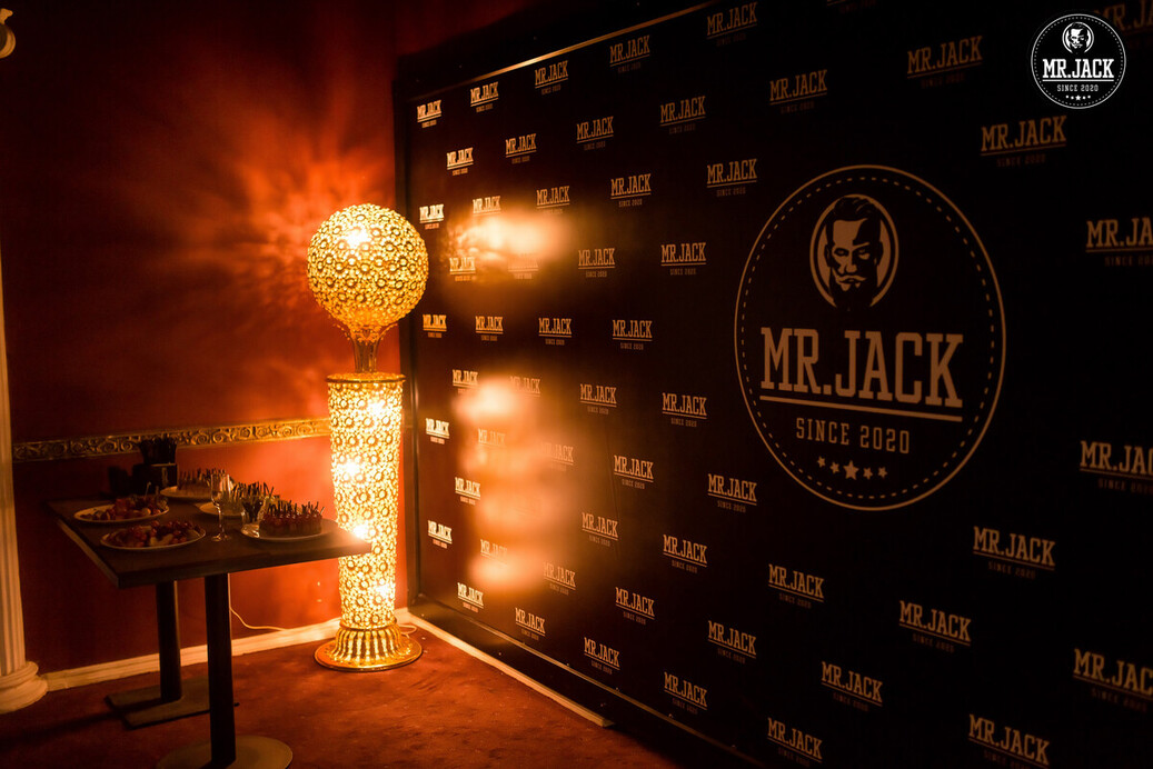 Mr.Jack