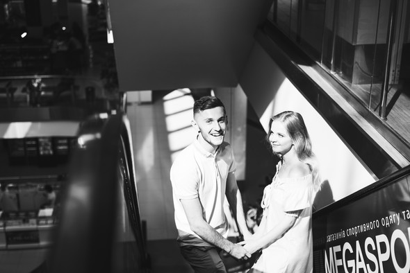 Love in a Hot Sunny City - фото №1