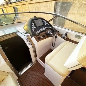Чартерний катер Silver Craft 37 - авто на весілля у Києві - портфоліо 5