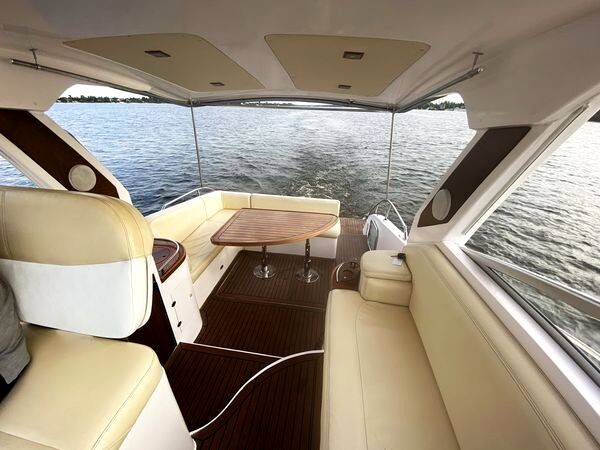 Чартерний катер Silver Craft 37 