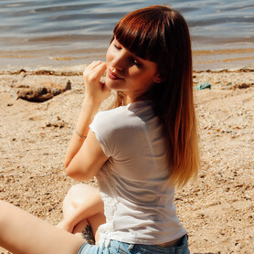 Анна Иванова