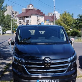 Renault Traffic - авто на весілля у Києві - портфоліо 1