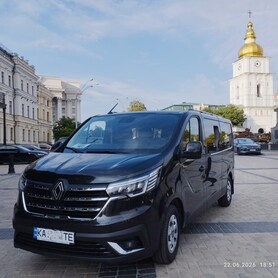Renault Traffic - авто на весілля у Києві - портфоліо 6