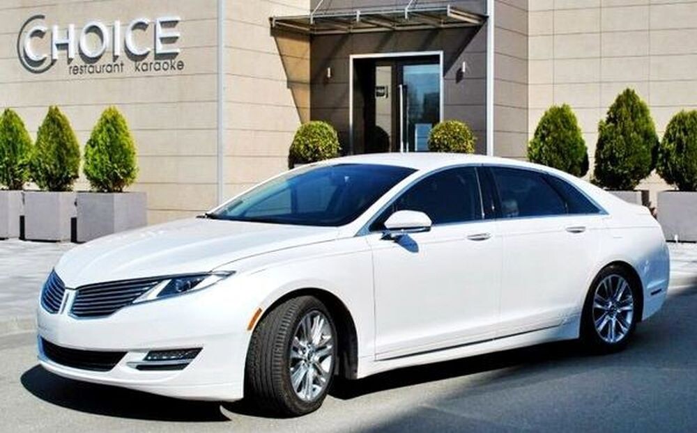 062 Lincoln MKZ Hybrid на весілля 