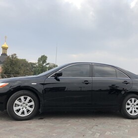Toyota Camry - авто на весілля у Харкові - портфоліо 2