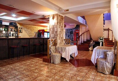 БАНКЕТНЫЙ ЗАЛ VLADI НА ТРОЕЩИНЕ - фото 1