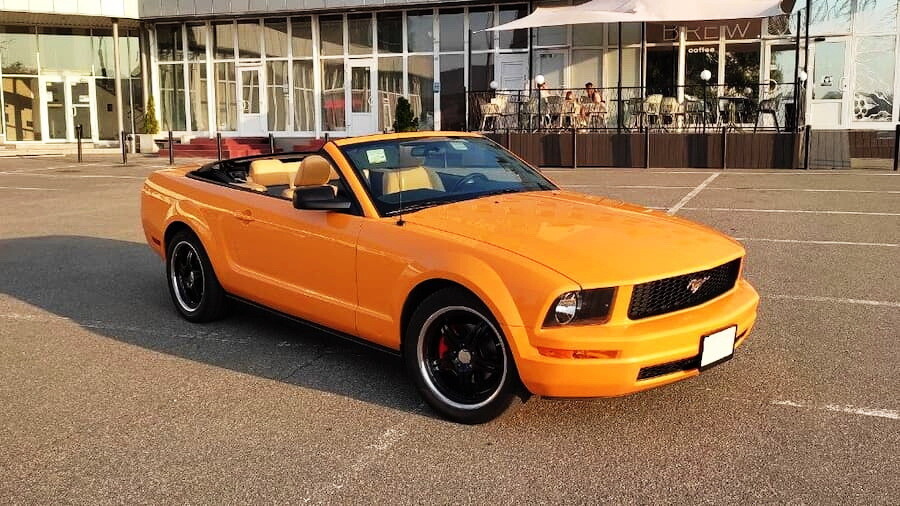 159 Ford Mustang кабриолет оранжевый прокат аренда 