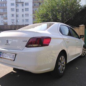 Peugeot 301 - авто на весілля у Полтаві - портфоліо 3