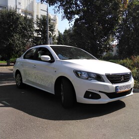 Peugeot 301 - авто на весілля у Полтаві - портфоліо 2