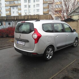 Renault Lodgy - авто на весілля у Полтаві - портфоліо 3