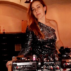 Olha Hura - музиканти, dj у Києві - фото 3