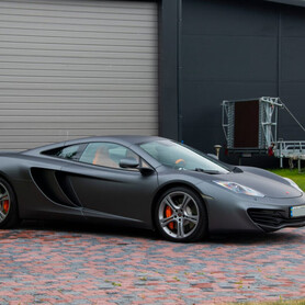 McLaren 12C - авто на весілля у Києві - портфоліо 2