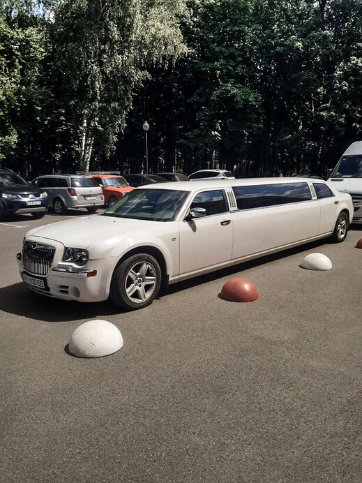 ЛИМУЗИН Chrysler 300 С 