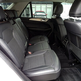 MERCEDES ML - авто на весілля у Харкові - портфоліо 3
