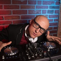 Александр Александрович - музиканти, dj у Маріуполі - фото 3