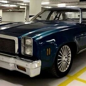 387 Ретро авто Chevrolet Malibu Classic blue - авто на весілля у Києві - портфоліо 1