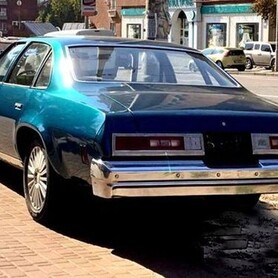 387 Ретро авто Chevrolet Malibu Classic blue - авто на весілля у Києві - портфоліо 5