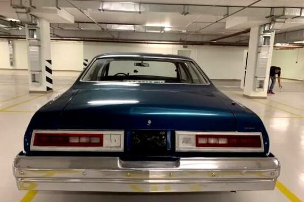 387 Ретро авто Chevrolet Malibu Classic blue 