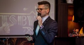 Влад Замошніков - ведучий у Харкові - портфоліо 6