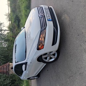 volkswagen passat b7 - авто на весілля у Маріуполі - портфоліо 3