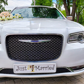 Chrysler 300c - авто на весілля у Кропивницькому - портфоліо 5