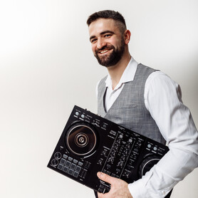 Dj Tony