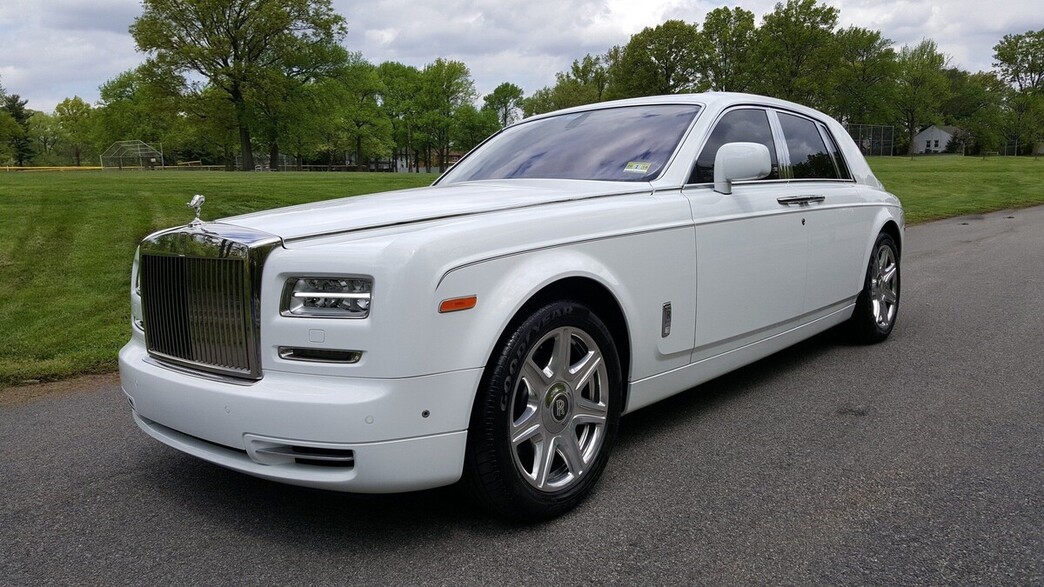 ROLLS-ROYCE PHANTOM 
