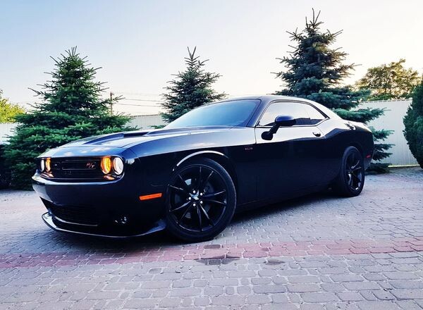 267 Dodge Challenger RT 2018 года 5.7 л оренда 