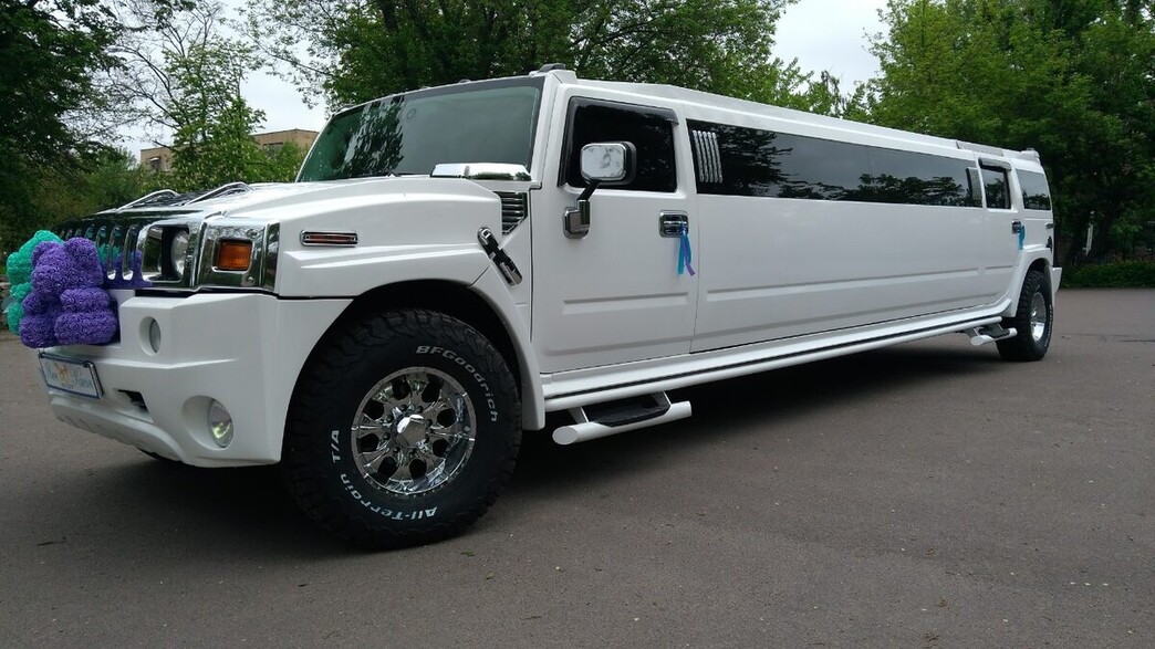 Лимузин Hummer H-2 