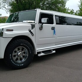 Лимузин Hummer H-2 - авто на весілля у Чернівцях - портфоліо 3