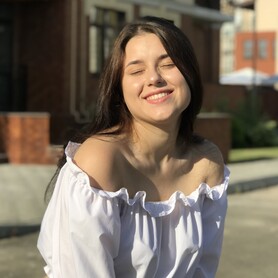Яна Івасюк