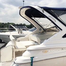 Моторна яхта Regal-2860 прокат оренда - авто на весілля у Києві - портфоліо 3