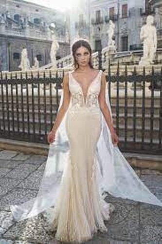 BRIDAL STORY