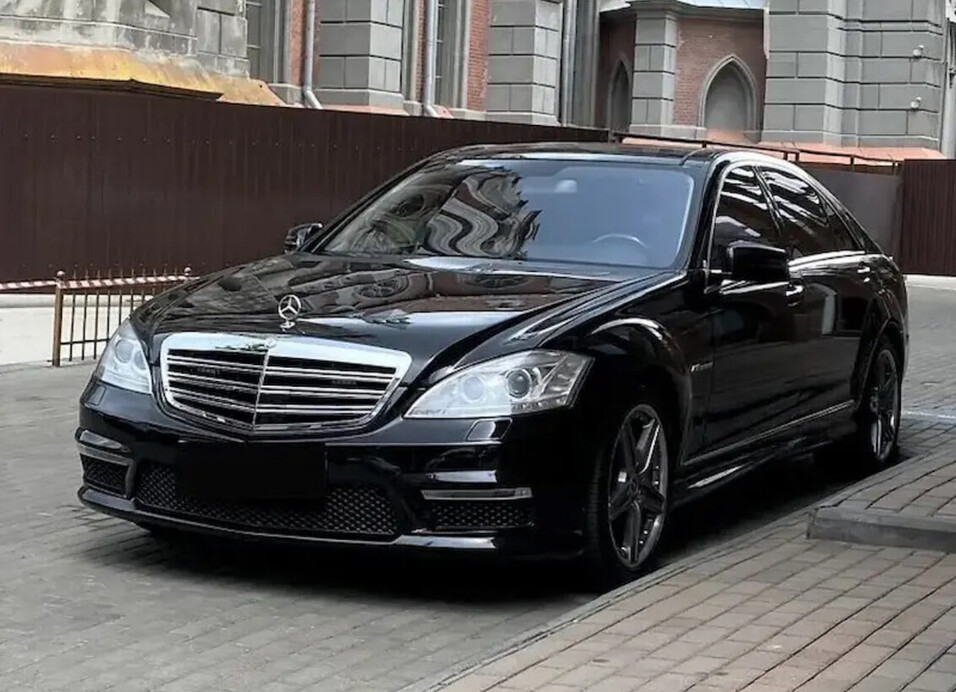 Мерседес S-класу 