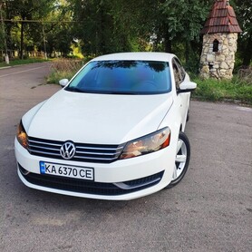 volkswagen passat b7 - авто на весілля у Маріуполі - портфоліо 3